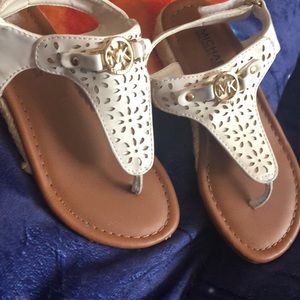 Girls Michael Kors thong shoes